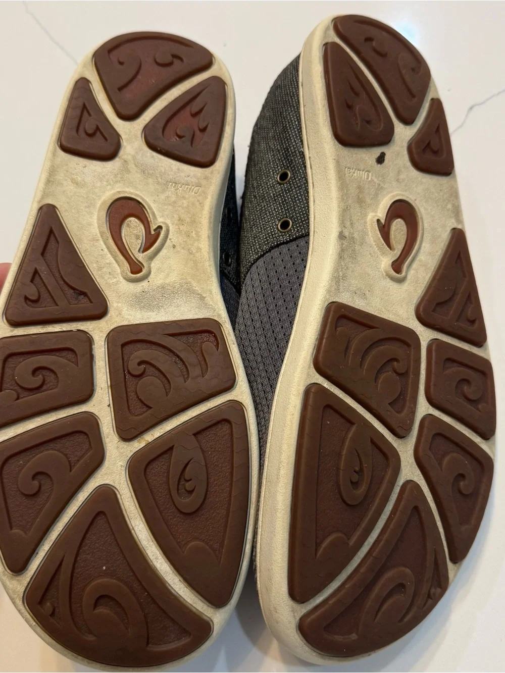 OluKai Nohea Moku Mens Sneaker Shoes Dark Gray Textile Lace Up Comfort Size M8.5